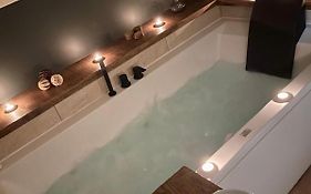 Les Secrets de la Baie - le Refuge - parenthèse enchantée avec Spa privatif
